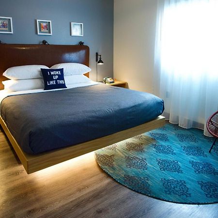 Moxy New Orleans Downtown/French Quarter Area Hotel Buitenkant foto