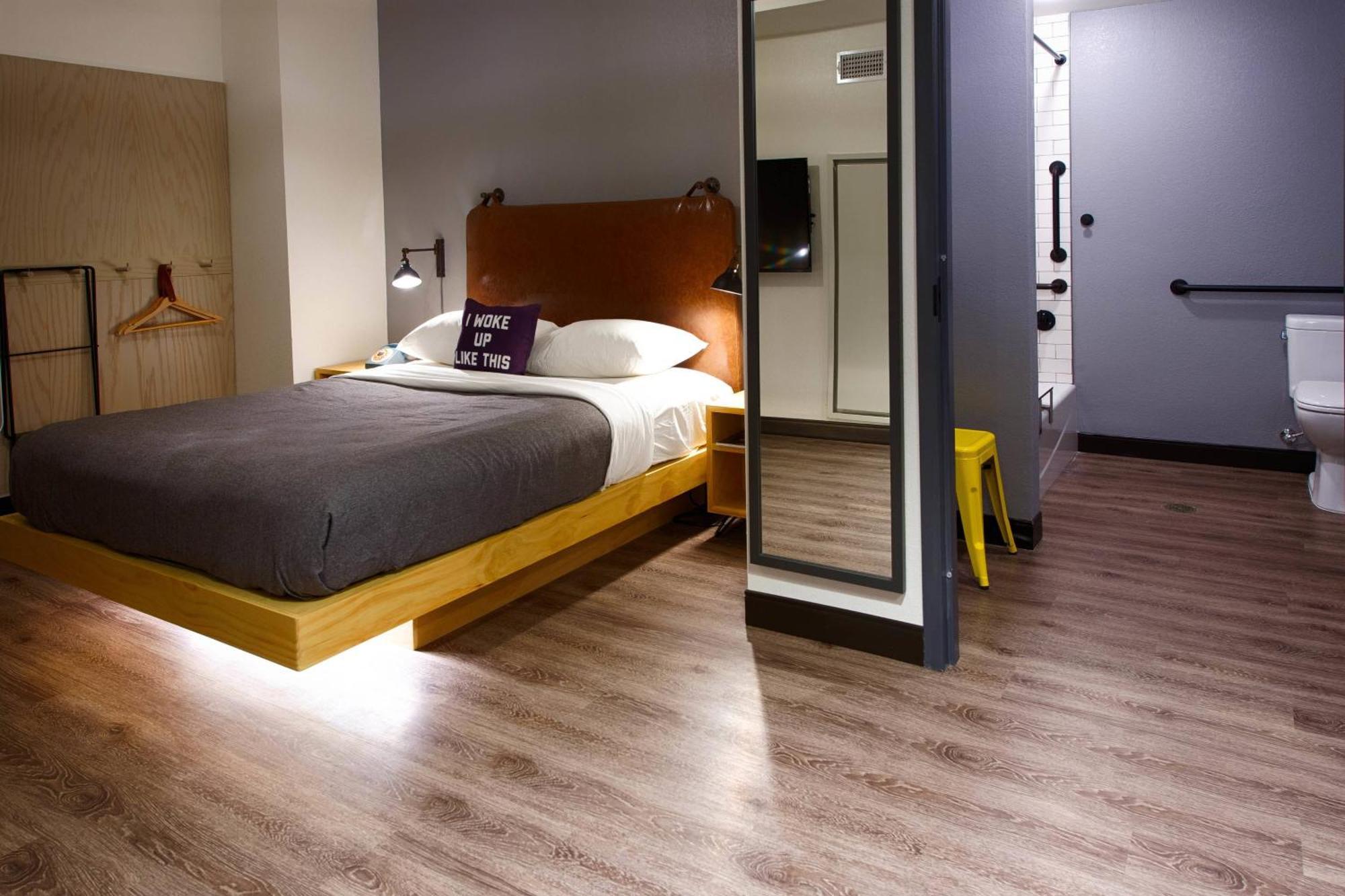 Moxy New Orleans Downtown/French Quarter Area Hotel Buitenkant foto