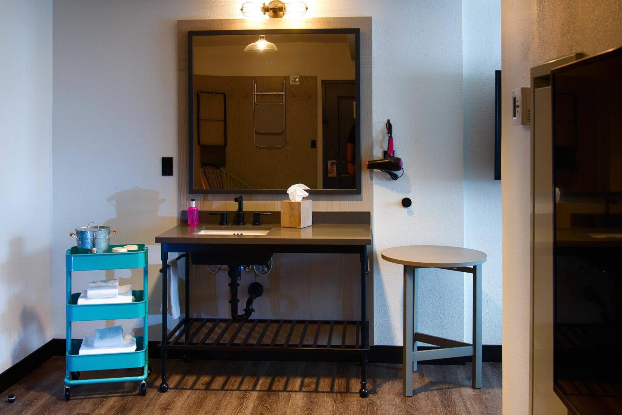 Moxy New Orleans Downtown/French Quarter Area Hotel Buitenkant foto