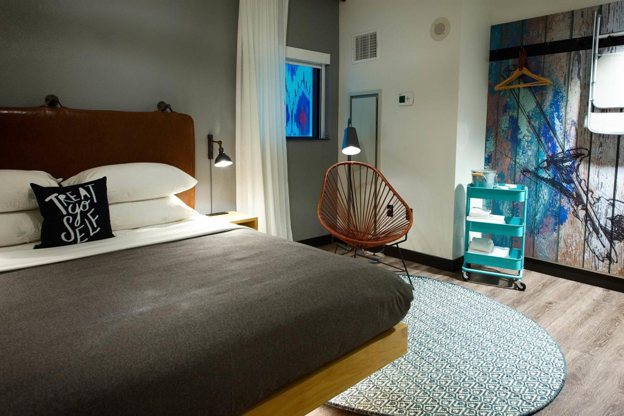 Moxy New Orleans Downtown/French Quarter Area Hotel Buitenkant foto