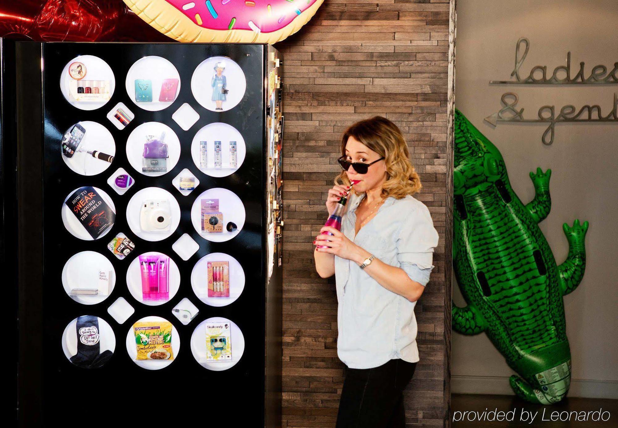 Moxy New Orleans Downtown/French Quarter Area Hotel Buitenkant foto