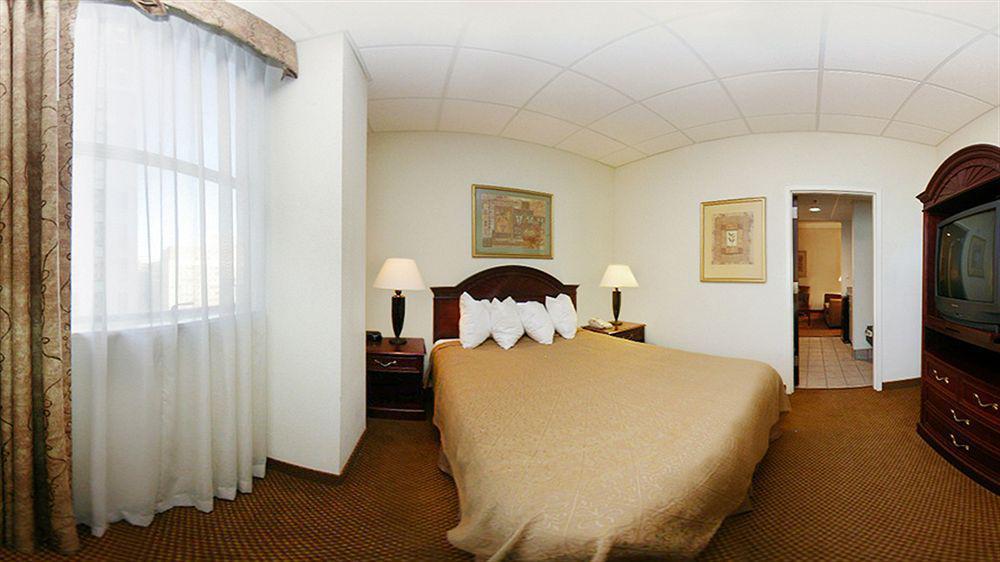 Moxy New Orleans Downtown/French Quarter Area Hotel Buitenkant foto